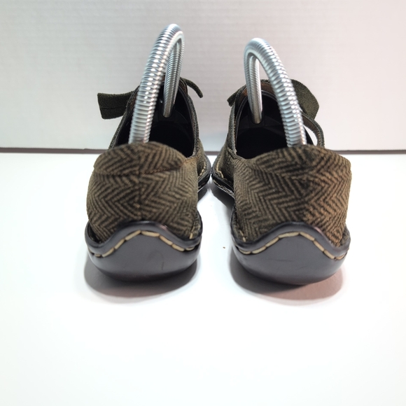 BORN Herrigbone Leather Velvet Suede Slip On Flats Women's 7.5 - Picture 5 of 9